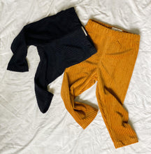 Load image into Gallery viewer, Loose Fit Rib Pants - MiniMidi
