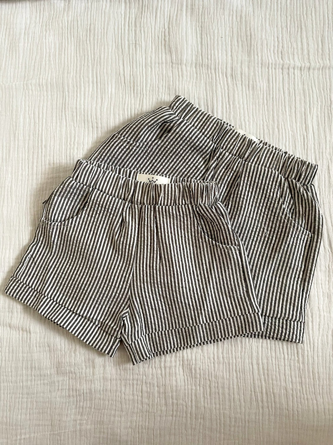 Shorty Stripe